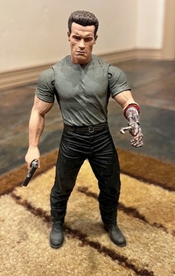 NECA Reel Toys Terminator 2: Judgment Day T-800 7'' Figure
