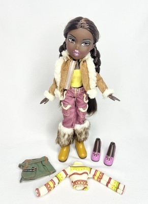 2023 Bratz Original Fashion Doll Felicia with 2 Outfits