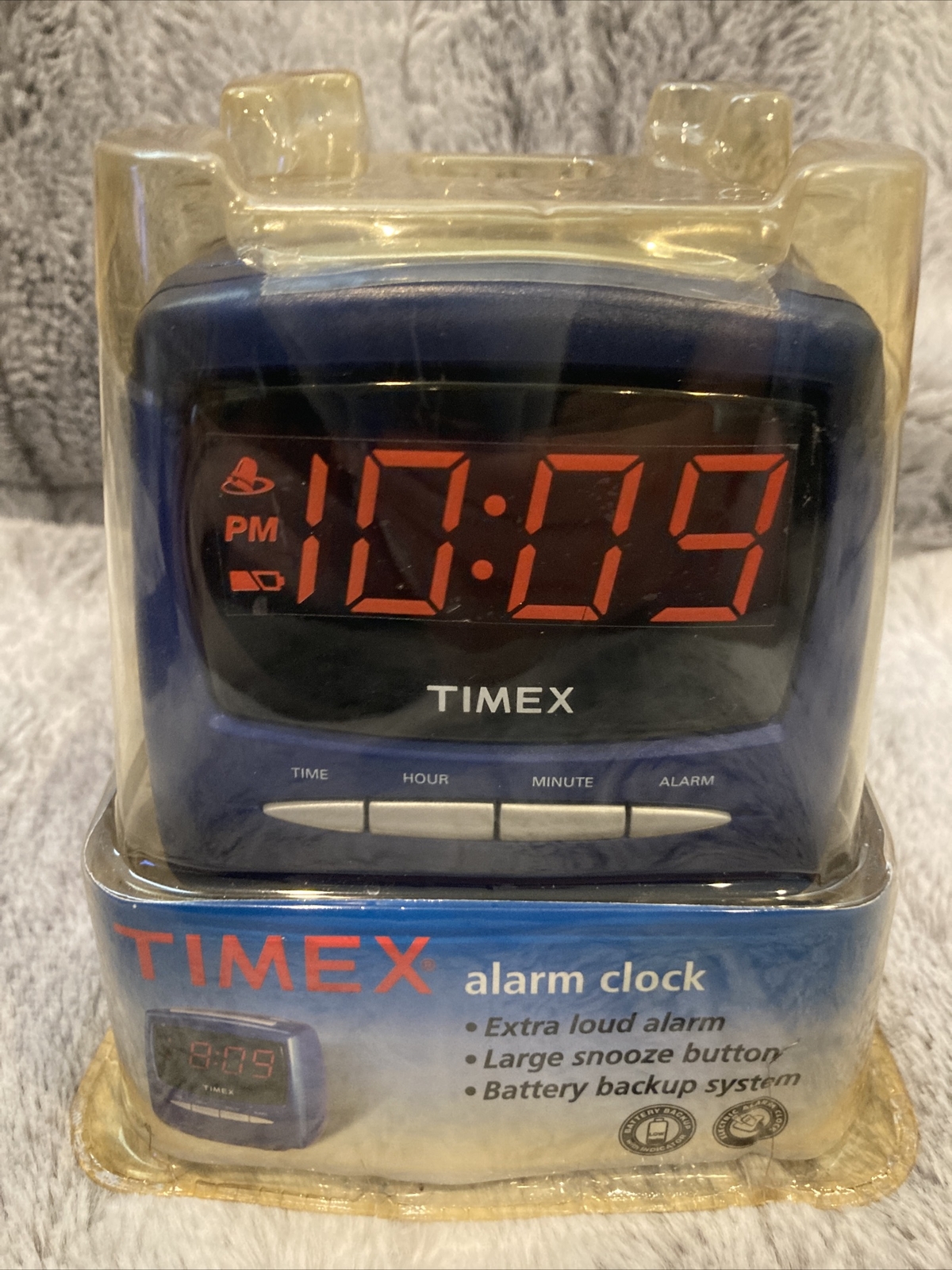 Timex Night Light Alarm ClockRare Cobalt Blue Version(T104L) New w