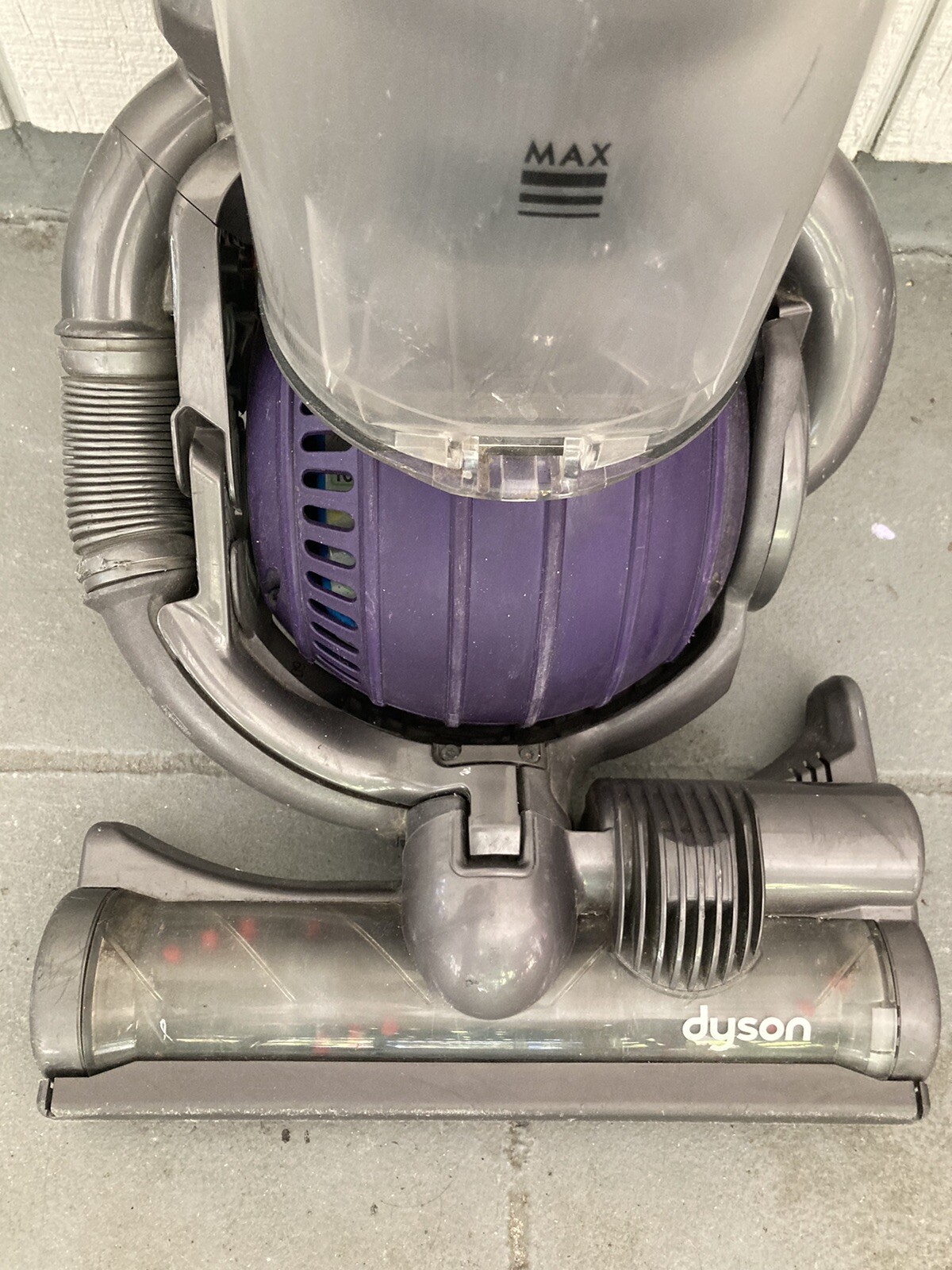 Dyson Dc25 Animal Vacuum Cleaner 1 attachments eBay