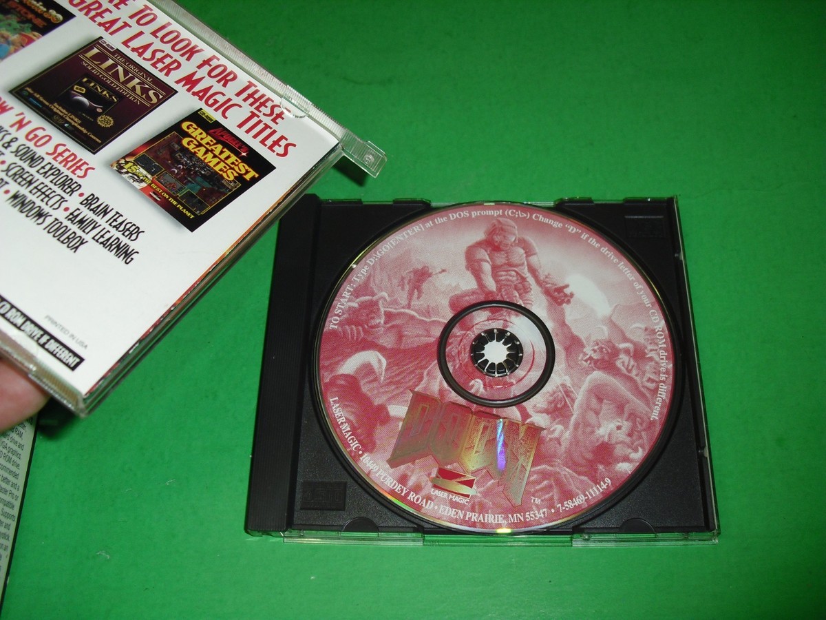 Doom Companion Edition CD-ROM Big Box PC complete w/ MINT DISC