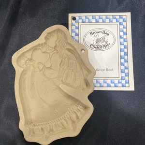 1987 Vintage Angel With Heart Cookie Mold Brown Bag Cookie Art Collection