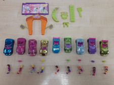 Polly Pocket Race to the Mall! accessories, 9 x Pollys, 9 x Cars & 6 x Bags