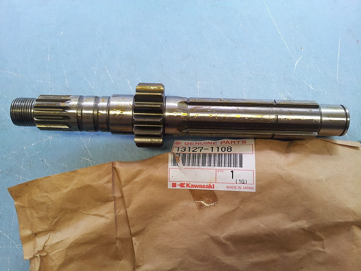 Kawasaki ZX900 Ninja A 1984-1986 Transmission Shaft 13127-1108 NOS