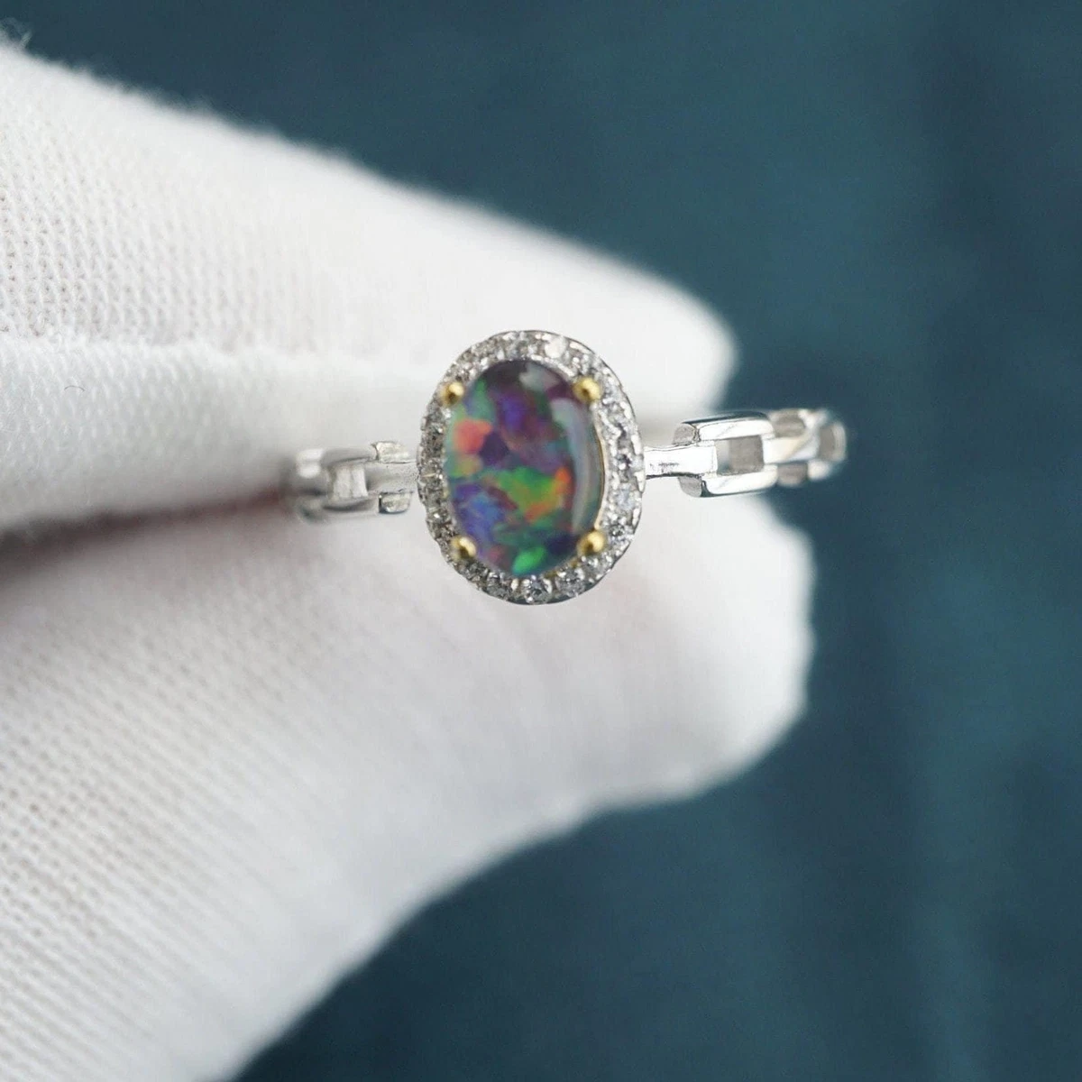Simple sale opal ring