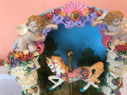 Carousel Music Box Flowers and Cupids Plays Dr. Zhivago Theme - Moving Horse - Picture 6 of 9