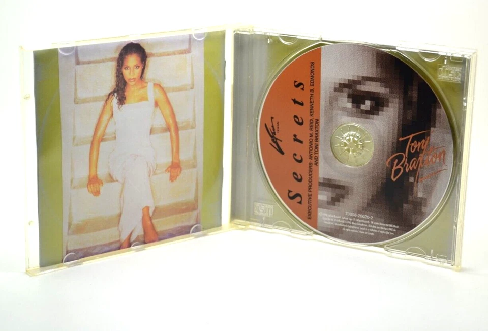 Toni Braxton - Secrets (CD 1996) - Bild 2 von 3