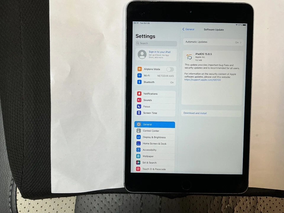 Apple iPad Mini 4th Gen 128GB WIFI A1538 gray unlocked - Image 3 of 4