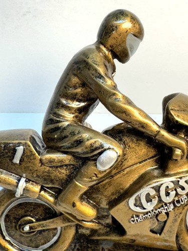 Racing Motor Cycle With Rider Figurine Championship Cup Series CCS Heavy Resin - Picture 4 of 13