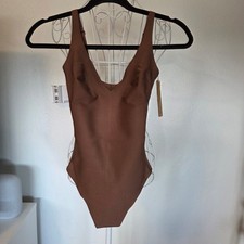 SKIMS Unlined Plunge Thong Bodysuit Jasper Medium