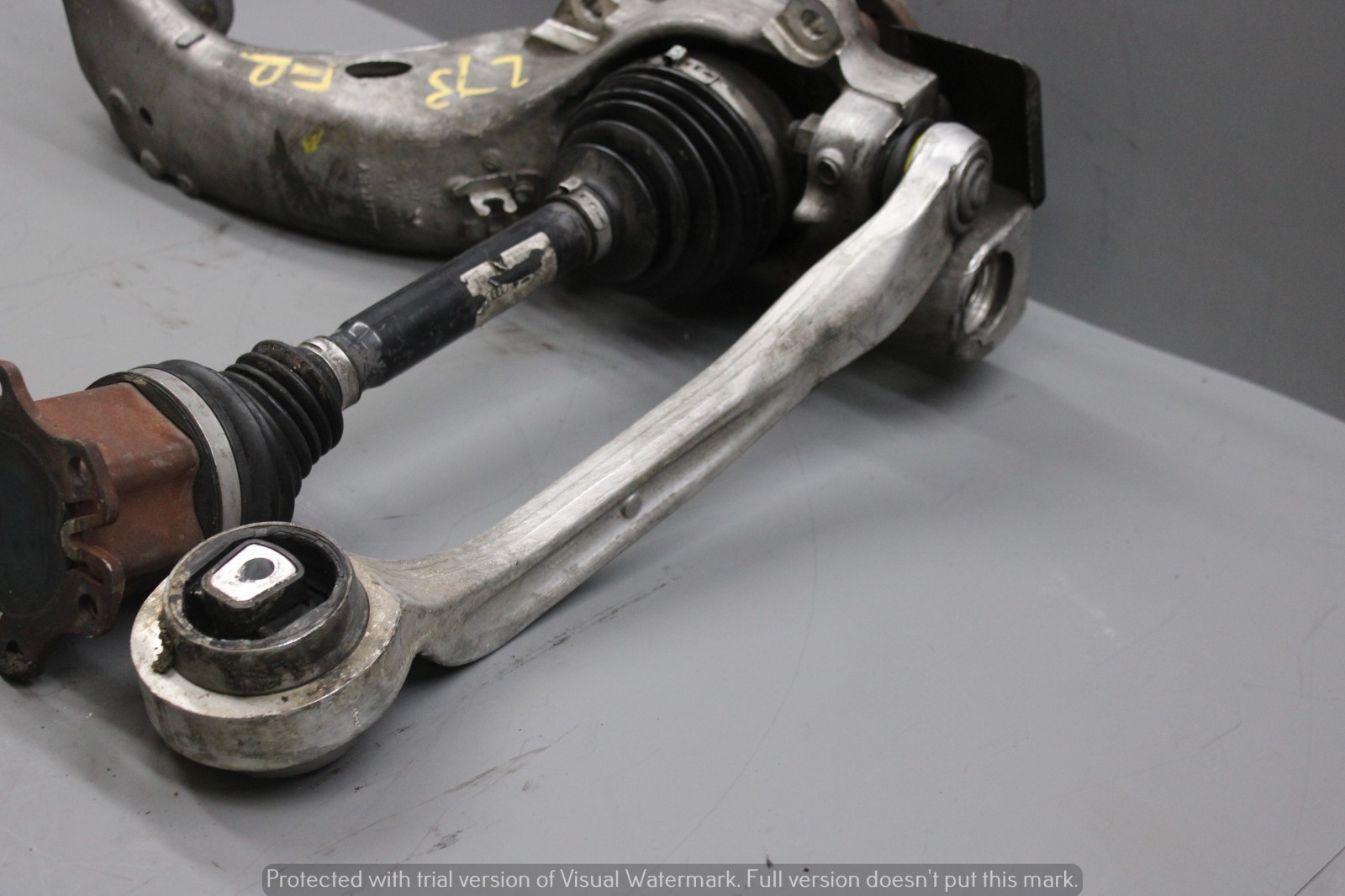 Bentley Continental GT 2003-2010 Front Right Steering knuckle