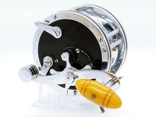 Vintage Penn No. 49 Deep Sea Fishing Reel Philadelphia Pennsylvania Works Great 