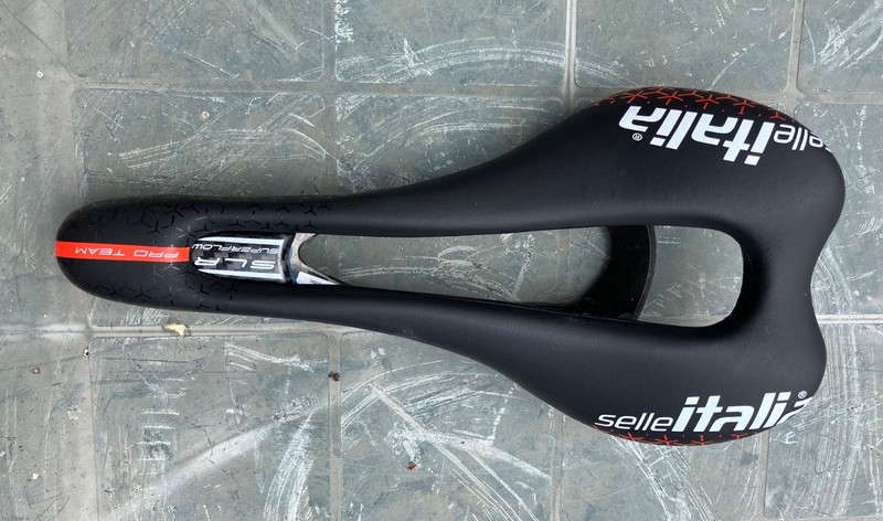 Selle Italia SLR Superflow S3 Team Edition PROF 6.0 Carbon Rail Road Saddle