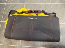 Borsa a tracolla Ferrari originale in pelle Boston nera L53 cm, H26 cm, D15 cm mai usata JP