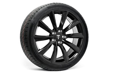 TST 19'' Lucid Air Wheel and Winter Tire Package (Set of 4)