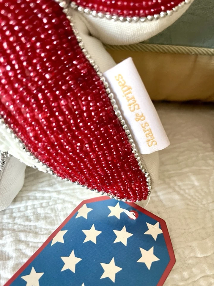 Almohada con lazo con cuentas americana estrellas y rayas 4 de julio 14 pulgadas nueva con etiquetas Foto 4 de 4