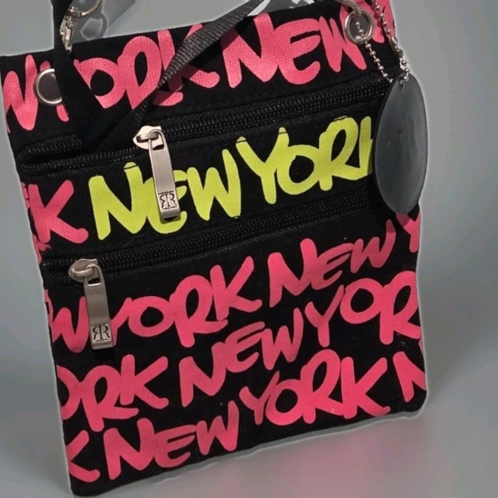 Crossbody  bag/Robin Ruth. New York Logo.-image