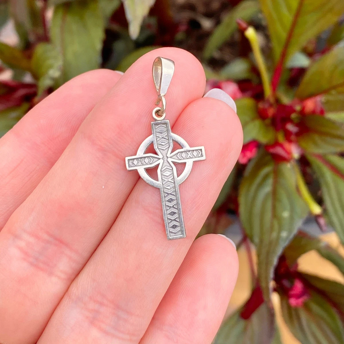 White gold celtic cross necklace online