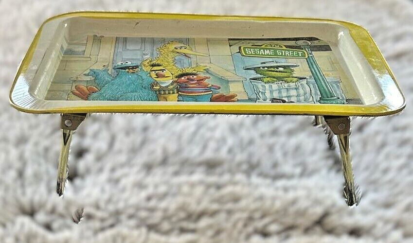 1977 Sesame Street Big Bird Characters Folding Metal TV Dinner Lap Tray