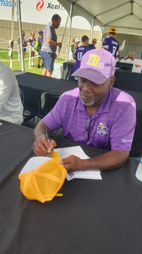 Tommy Kramer #9 & Ted Brown #23 AUTOGRAPH Hat MN Vikings NFL Auto Skol - Picture 5 of 6