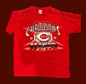 vintage cincinnati reds shirt