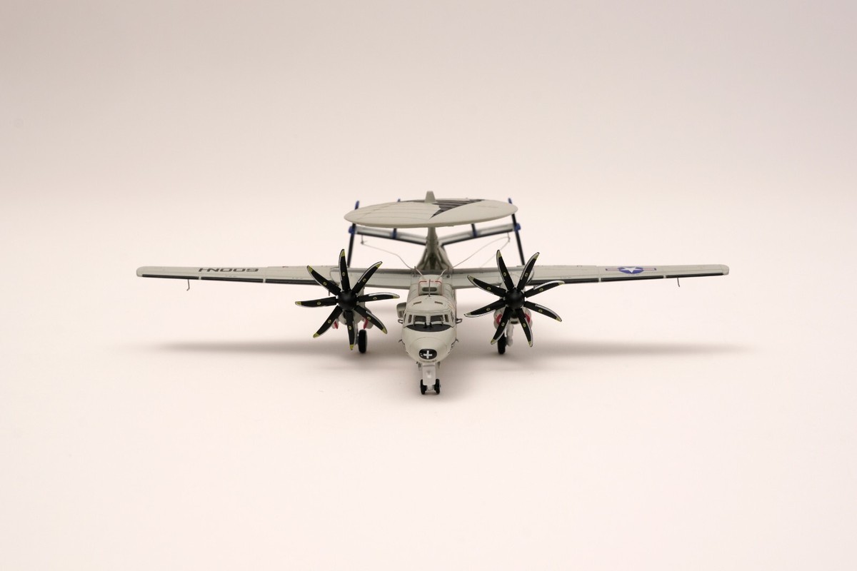 Aviation Fighters E-2C Hawkeye 2000 US Navy VAW117 Wallbangers 1