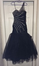MASQUERADE Black Beaded One Shoulder Mermaid Formal Long Prom DRESS New Jrs 7 8