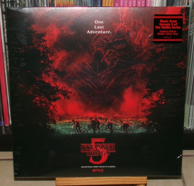 STRANGER THINGS 5 YELLOW LP ROCKIN ROBIN FERNANDO I THINK WE'RE ALONE NOW HEROES
