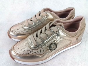 guess trainers rose gold