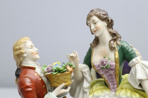 Ludwigsburg Figur gruppe als zwei liebespaar mit blumenkorb (11-131220) - Picture 7 of 11