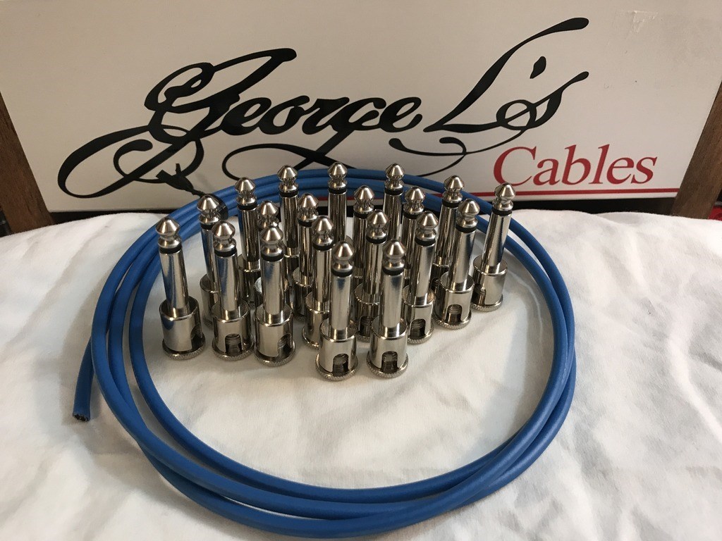 George L's IDEAL Pedalboard .155 Solderless Cable Kit 20 Plugs & 5 Foot - BLUE