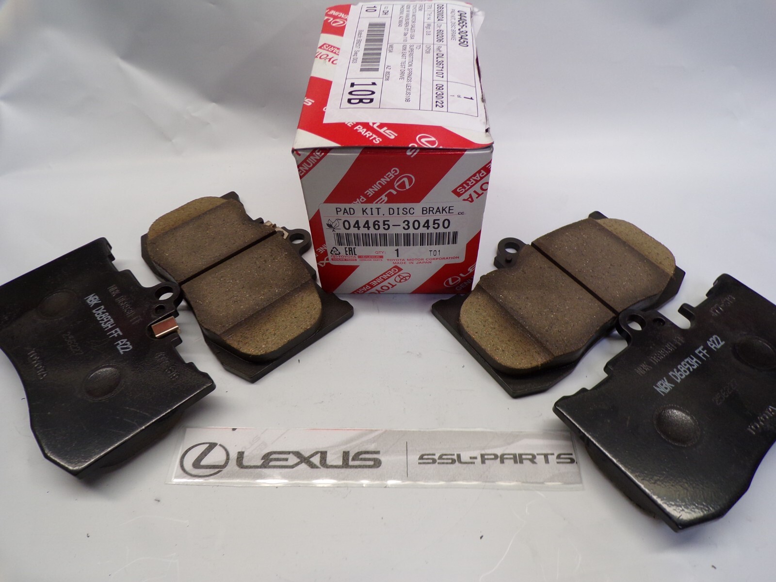 Lexus GS350 (20072011) OEM Genuine FRONT BRAKE PADS / PAD SET 04465