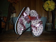 WONDER NATION GIRLS FLOWER DESIGN SANDALS SHOES SIZE 4 PINK FLIP FLOP ADJUSTABLE
