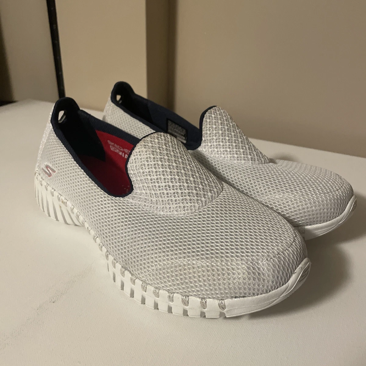 Zapatos skechers top goga mat damen