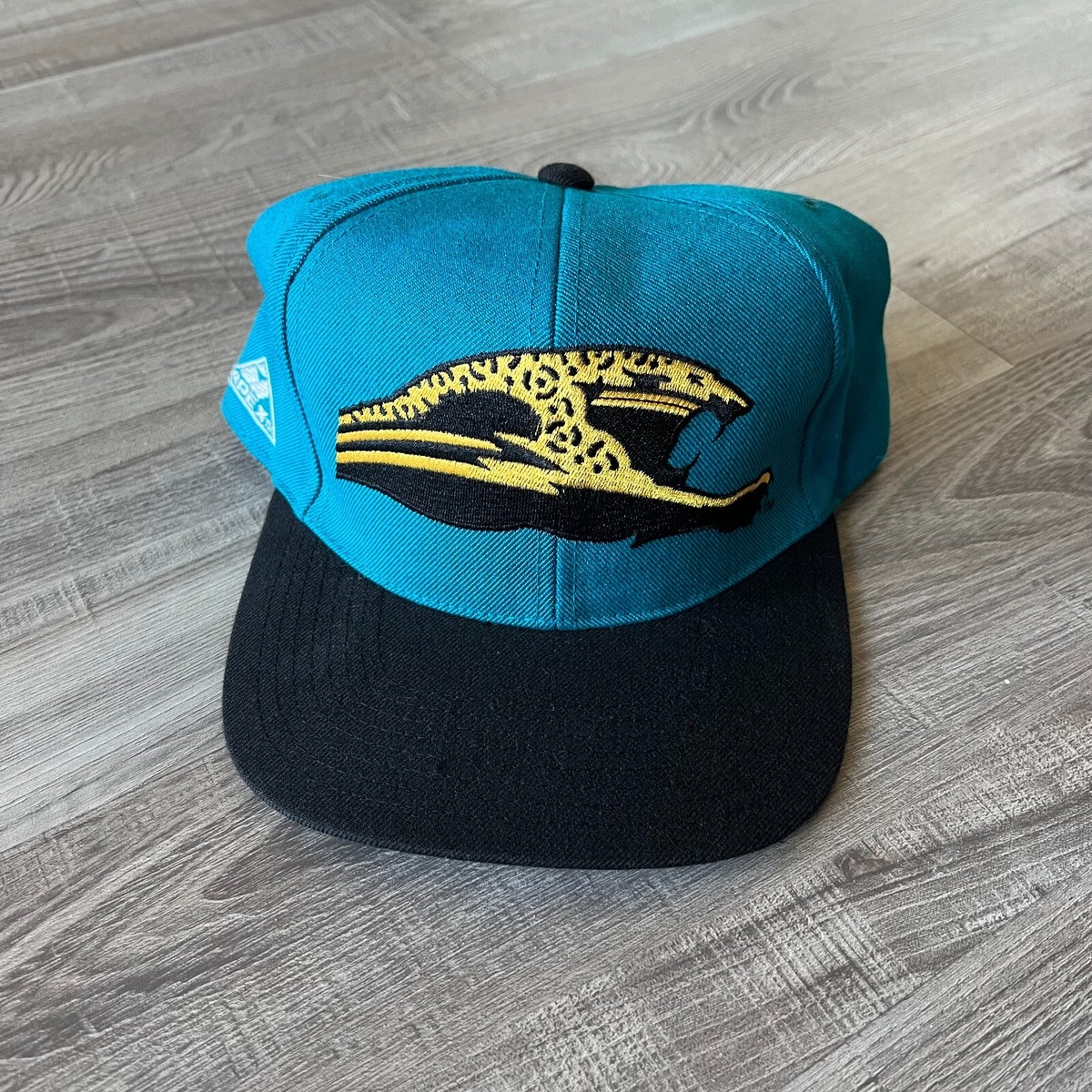 Rare Jacksonville Jaguars Apex One Big Logo Banned Fitted 7 3/8