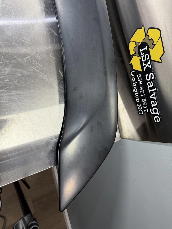 Chevrolet Camaro 1LE SS 2014-2015 cupé trasero alerón labio negro OEM Foto 4 de 4