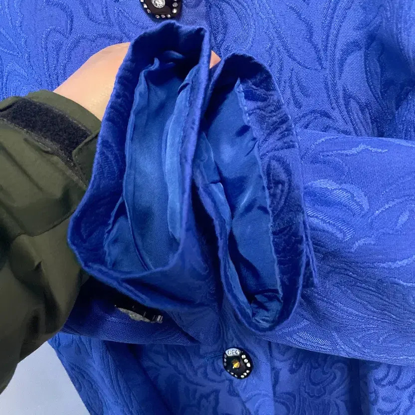 Givenchy 90s Glamour Blue Pattern Jacket - Lightly Used, France thumbnail 5