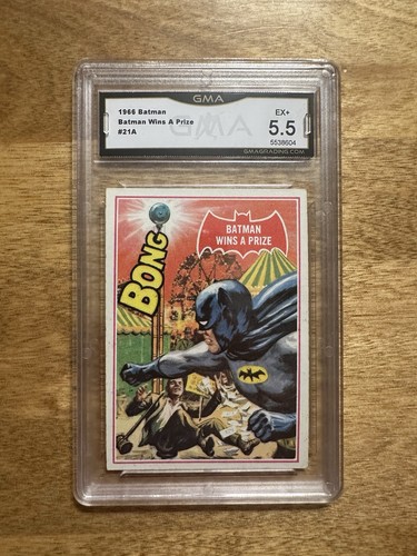 1966 Topps Batman Red Bat #21A Batman Wins a Prize — GMA 5.5