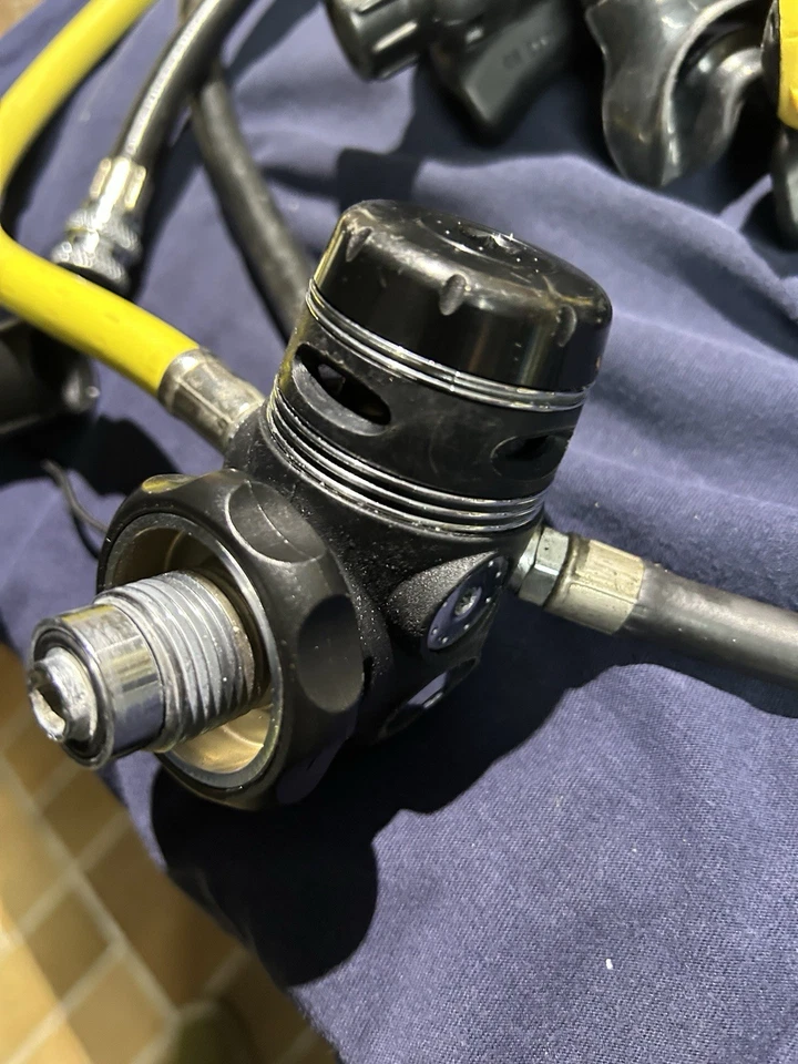 Aqualung Atemregler mit Legend 2. Stufe, Oktopus - Bild 4 von 4