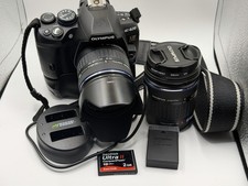 Olympus EVOLT E-620 12.3MP Digital SLR Kit w/ 14-42mm and 40-150mm Lens Grip