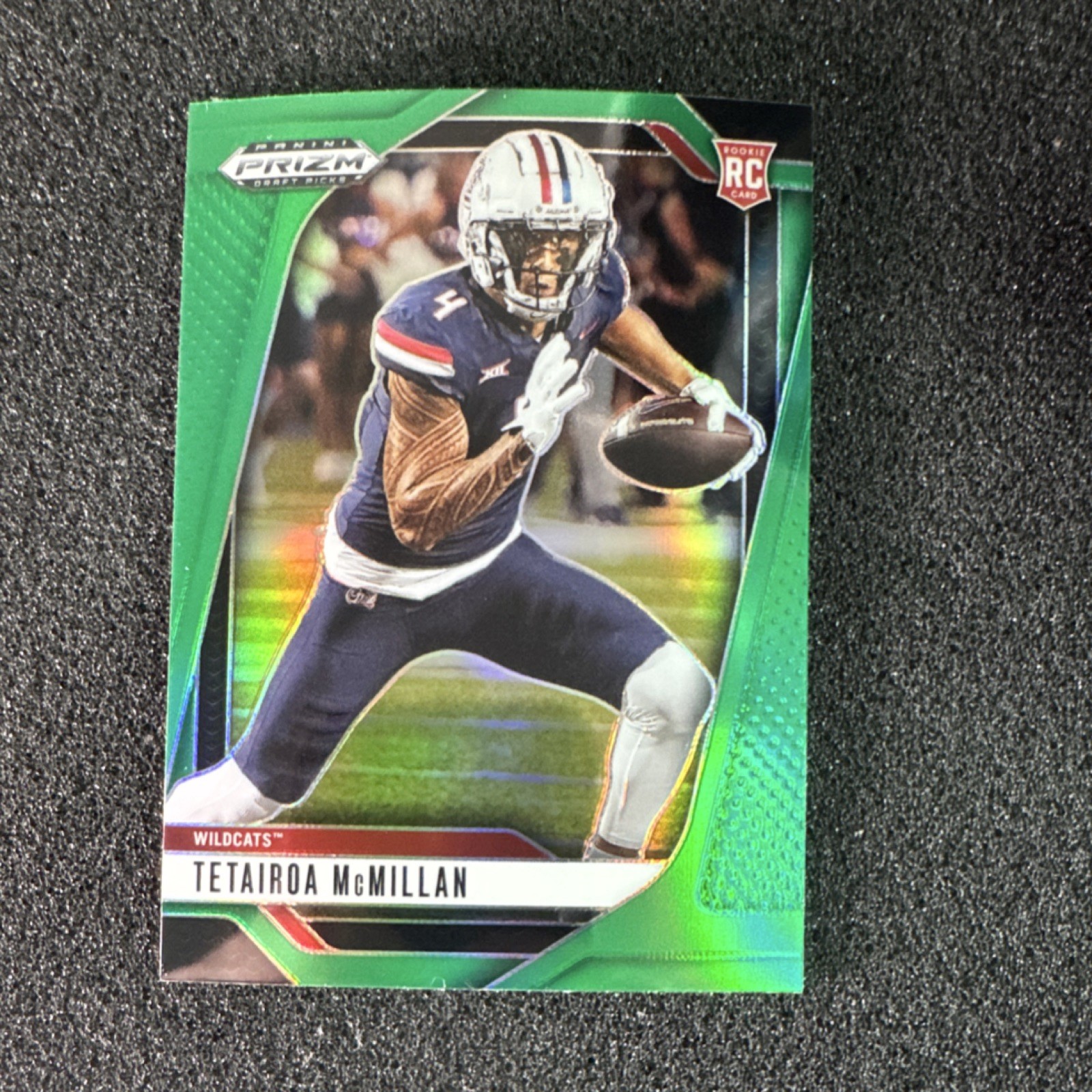 2025 Panini Prizm Draft Tetairoa McMillan #8 Wildcats Green Prizm Rookie