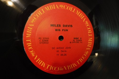 Miles Davis, Big Fun, 1974 Columbia PG 32866 2LP Gatefold Jazz Fusion - Picture 6 of 7