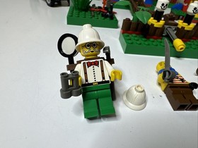 LEGO Adventurers: Jungle: Amazon Ancient Ruins (5986) INCOMPLETE No Boat Or Base