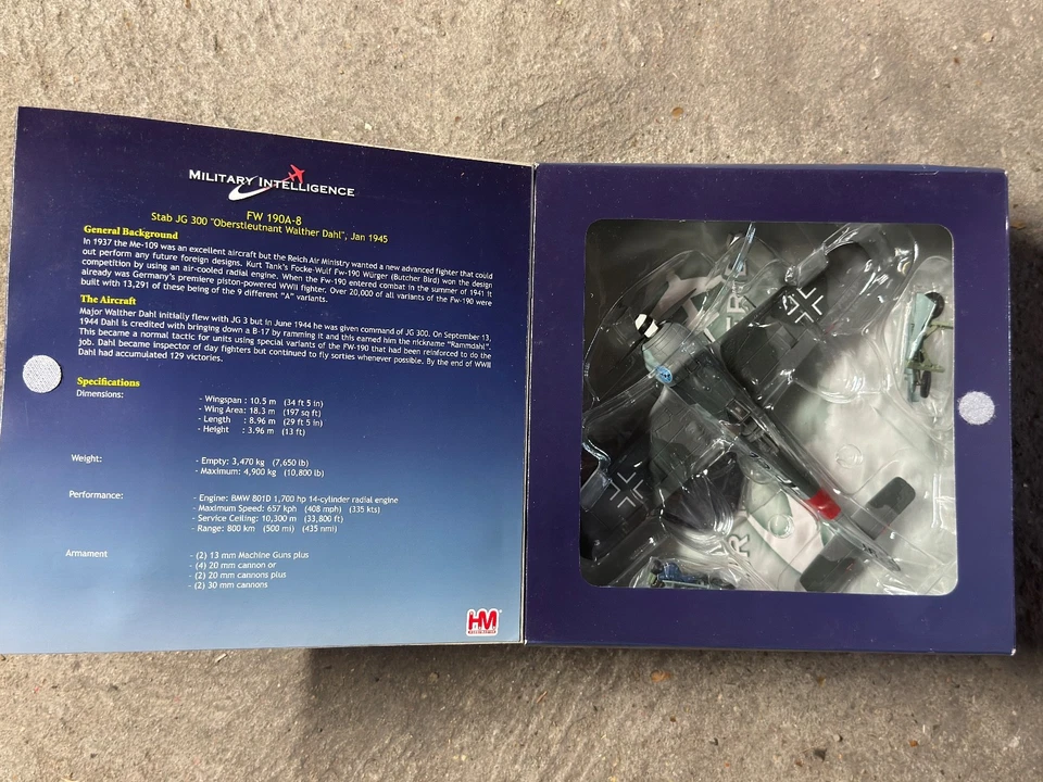 FW 190A-8 - 1:48 Hobby Master – Air Power Series – Réf. HA7401 - Photo 2/4