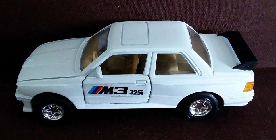 1:40 Road Champs BMW 325i M3 #23 Foto 4 de 4