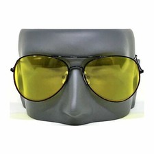 Mens CLASSIC VINTAGE RETRO Style SUN GLASSES SHADES Black Wire Frame Yellow Lens