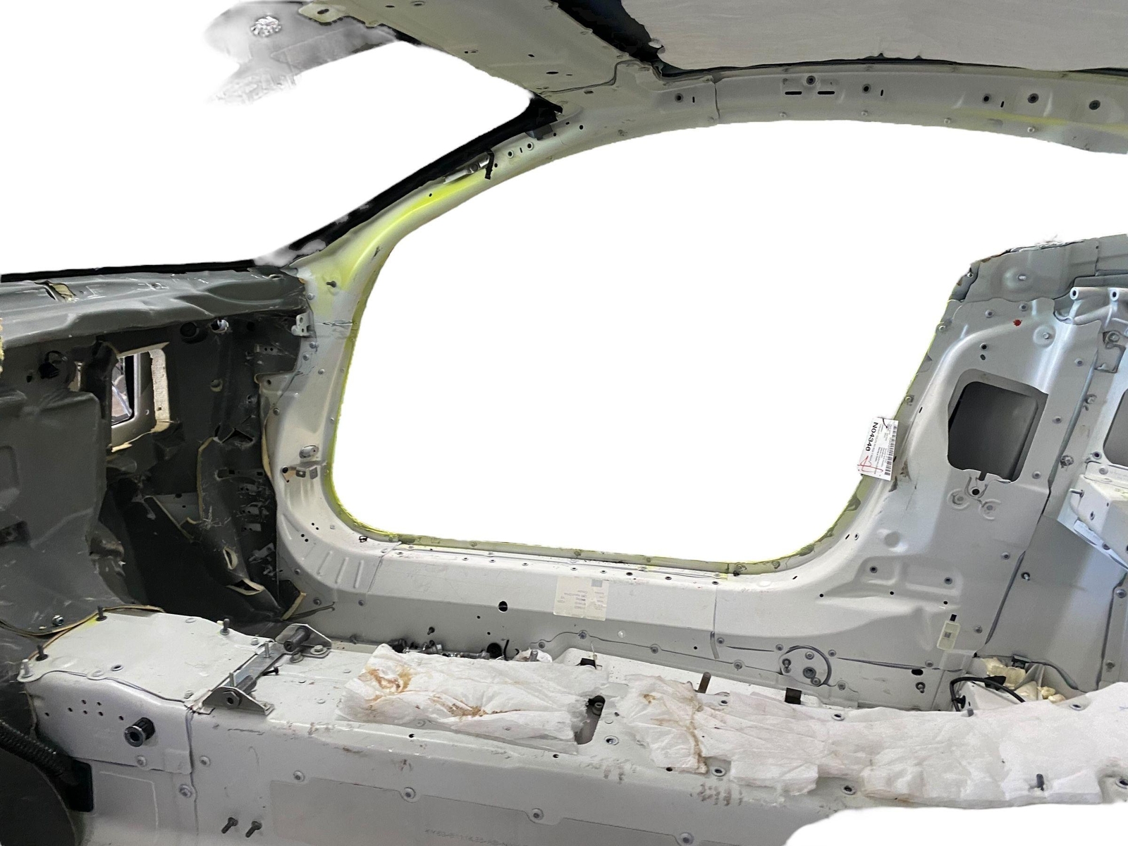 2019-2023 ASTON MARTIN VANTAGE COUPE RIGHT QUARTER PANEL SKIN LIME ESSENCE *CUT*