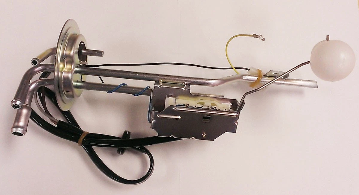 Volvo 240 in cheap tank fuel pump