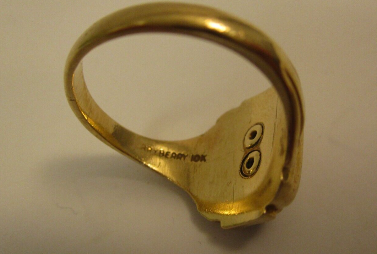 Vintage 1978 10K Gold Green Stone Class Ring Alpena High School