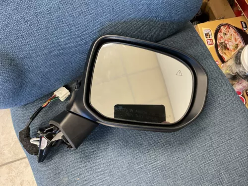 Fits 2023 2024 KIA TELLURIDE Mirror  Power Door Mirror Power Fold OEM